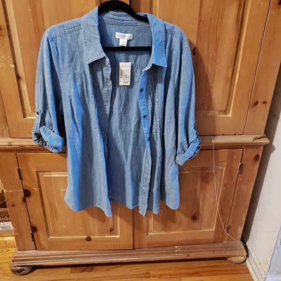 Top - Picture 3 of 3